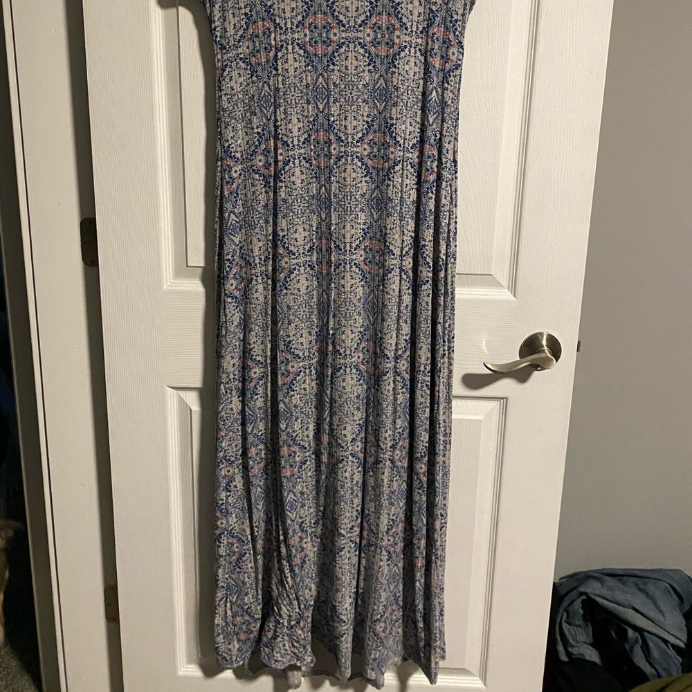 Maxi Dress - Picture 2 of 4
